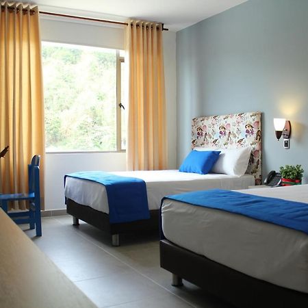 Hotel Ventura Loma Mesa de Ruitoque Экстерьер фото
