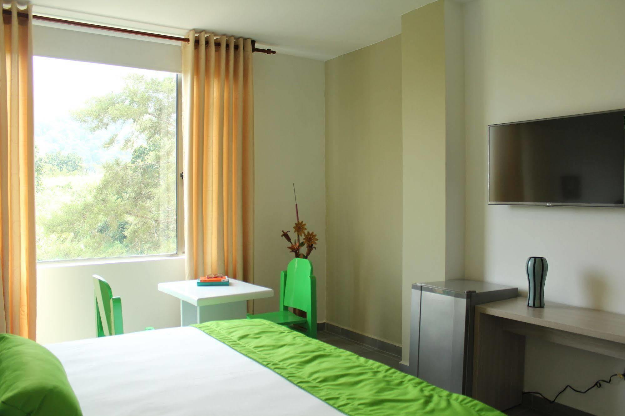 Hotel Ventura Loma Mesa de Ruitoque Экстерьер фото
